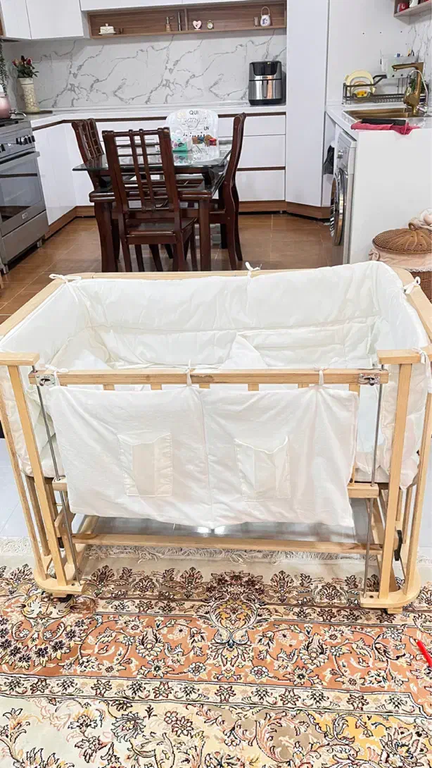 تخت کودک|تخت و صندلی بچه|دوگنبدان, |دیوار