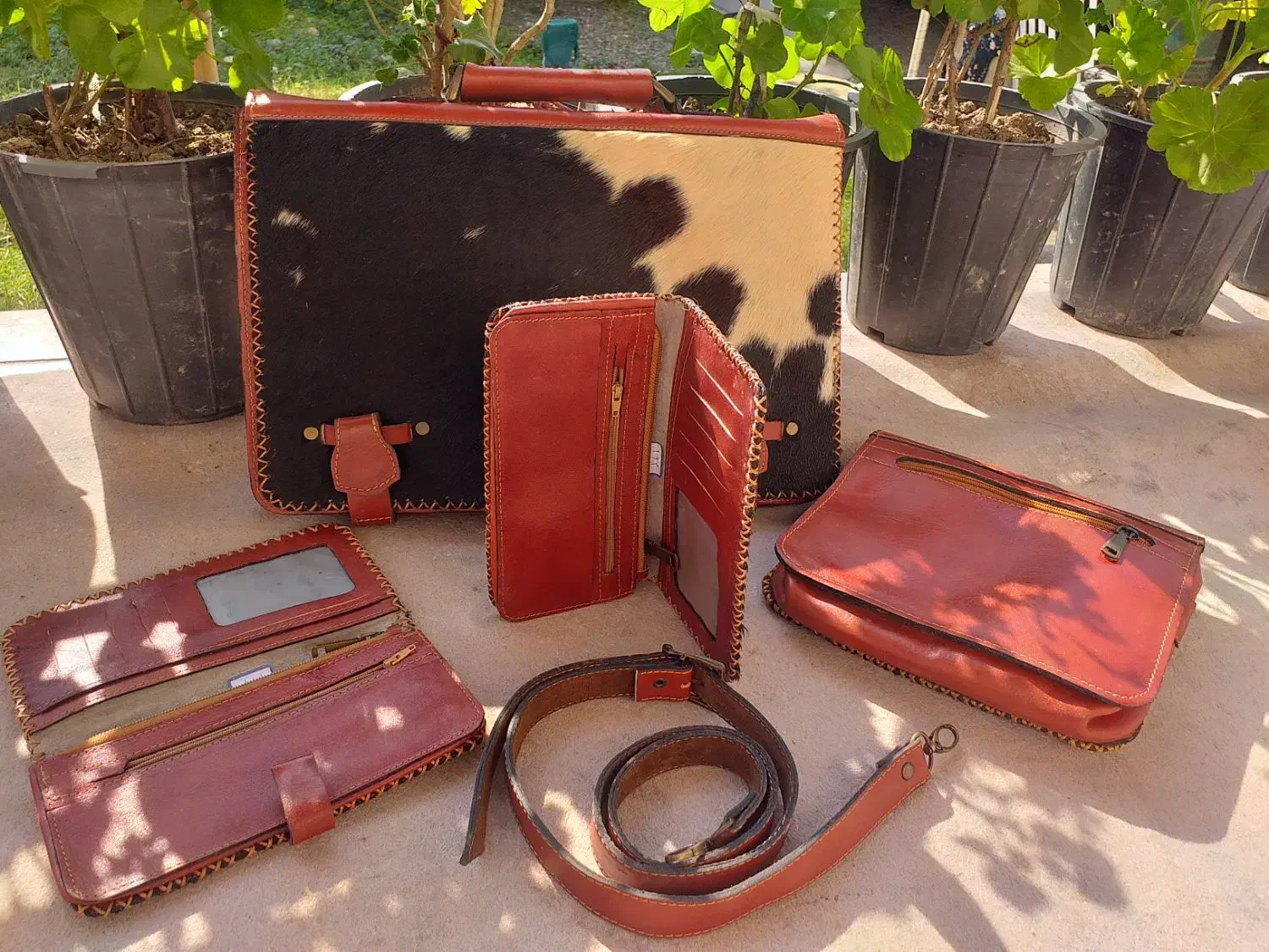 فروش ست چهار تیکه کیف چرم و پوست|کیف، کفش، کمربند|سیاهکل, |دیوار