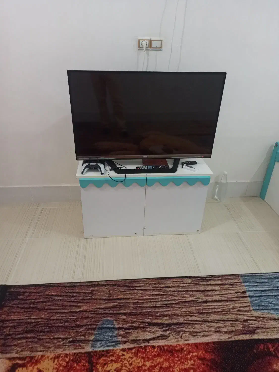 تخت و کمد کودک و نوجوان|تخت و صندلی بچه|لامرد, |دیوار