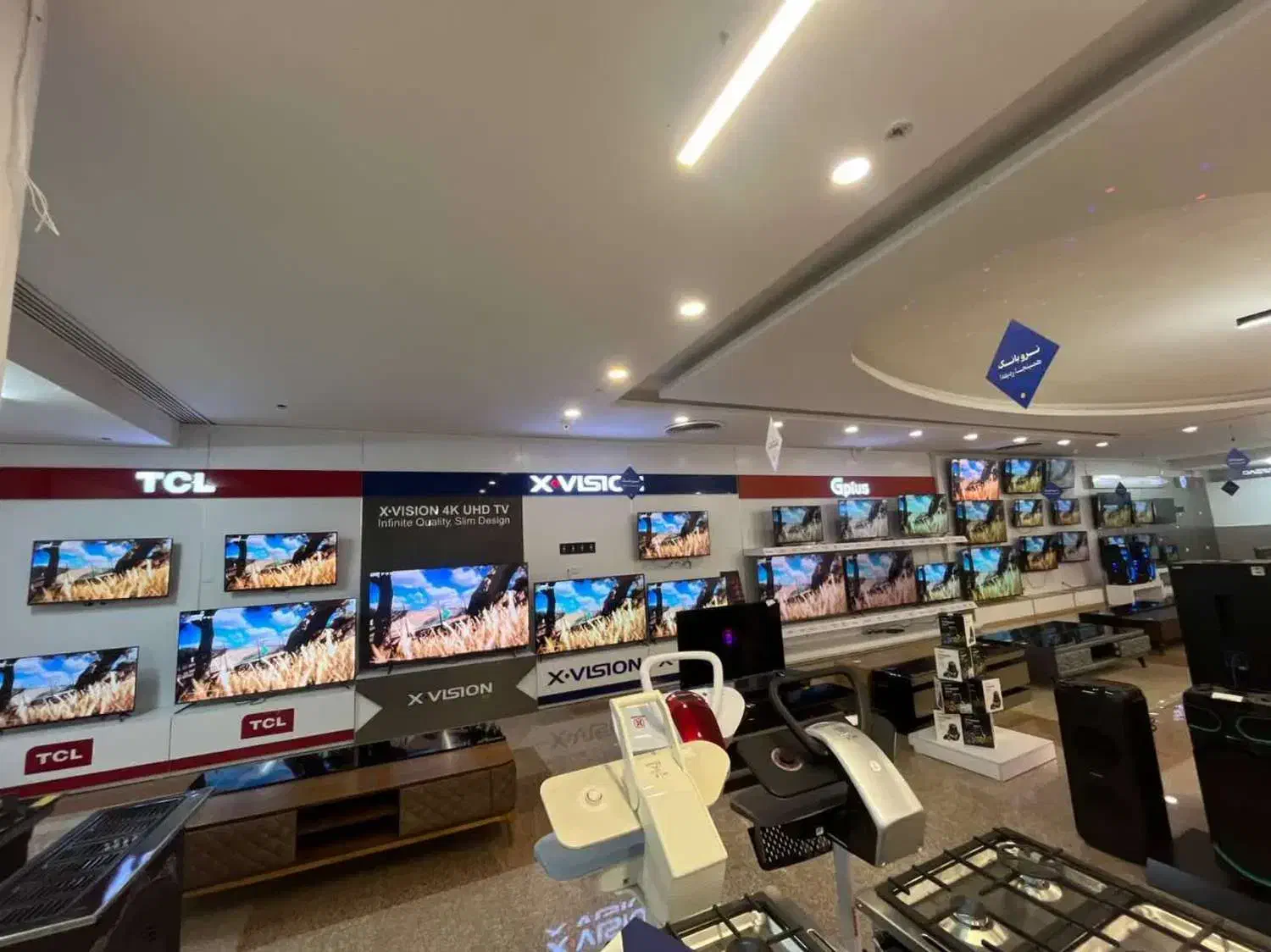 18ماهه قسطی با 5درصدپیش پرداخت هرچی میخای بخر|تلویزیون و پروژکتور|میبد, |دیوار