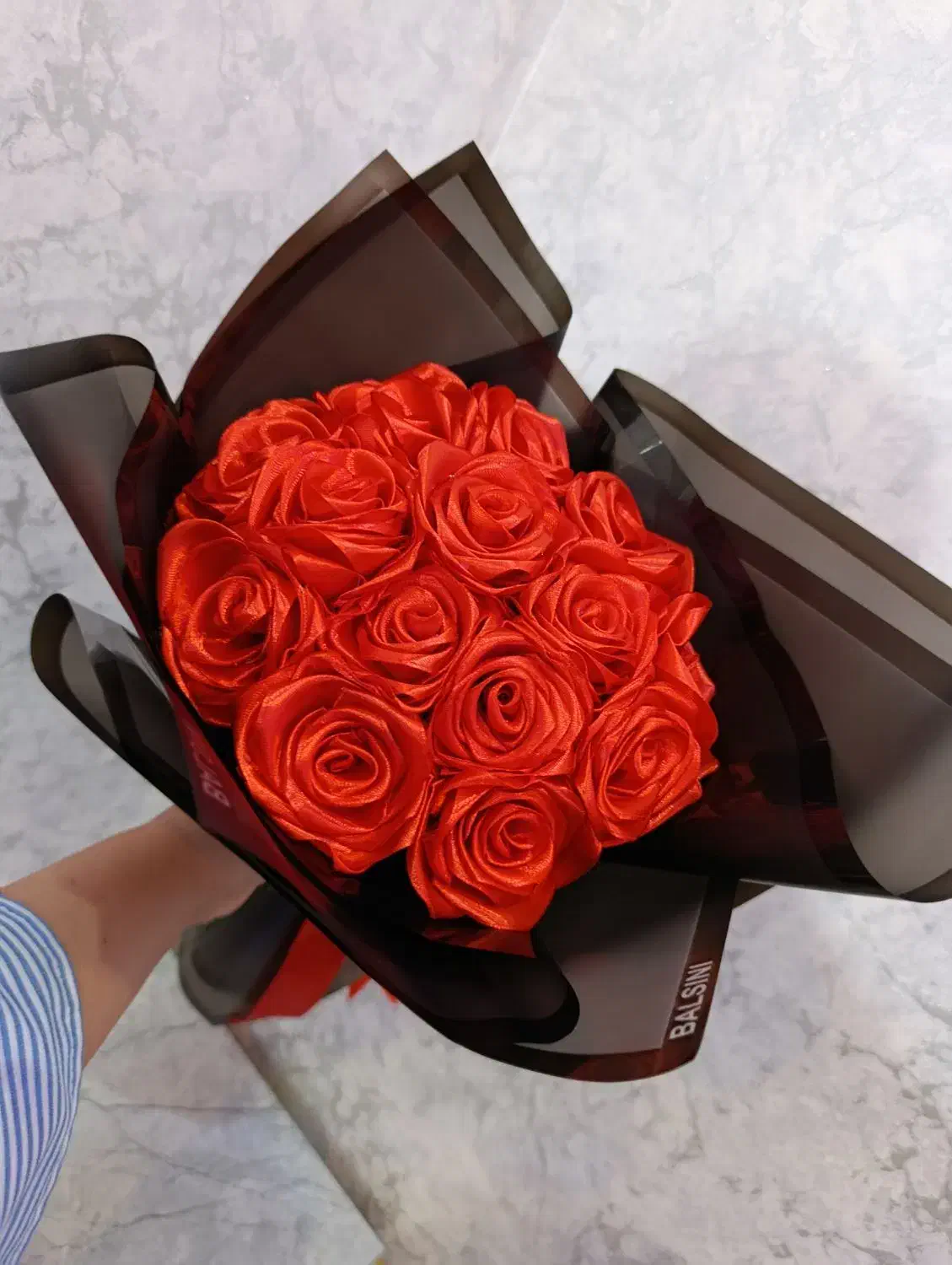 دسته گل روبانی|گل مصنوعی|دورود, |دیوار