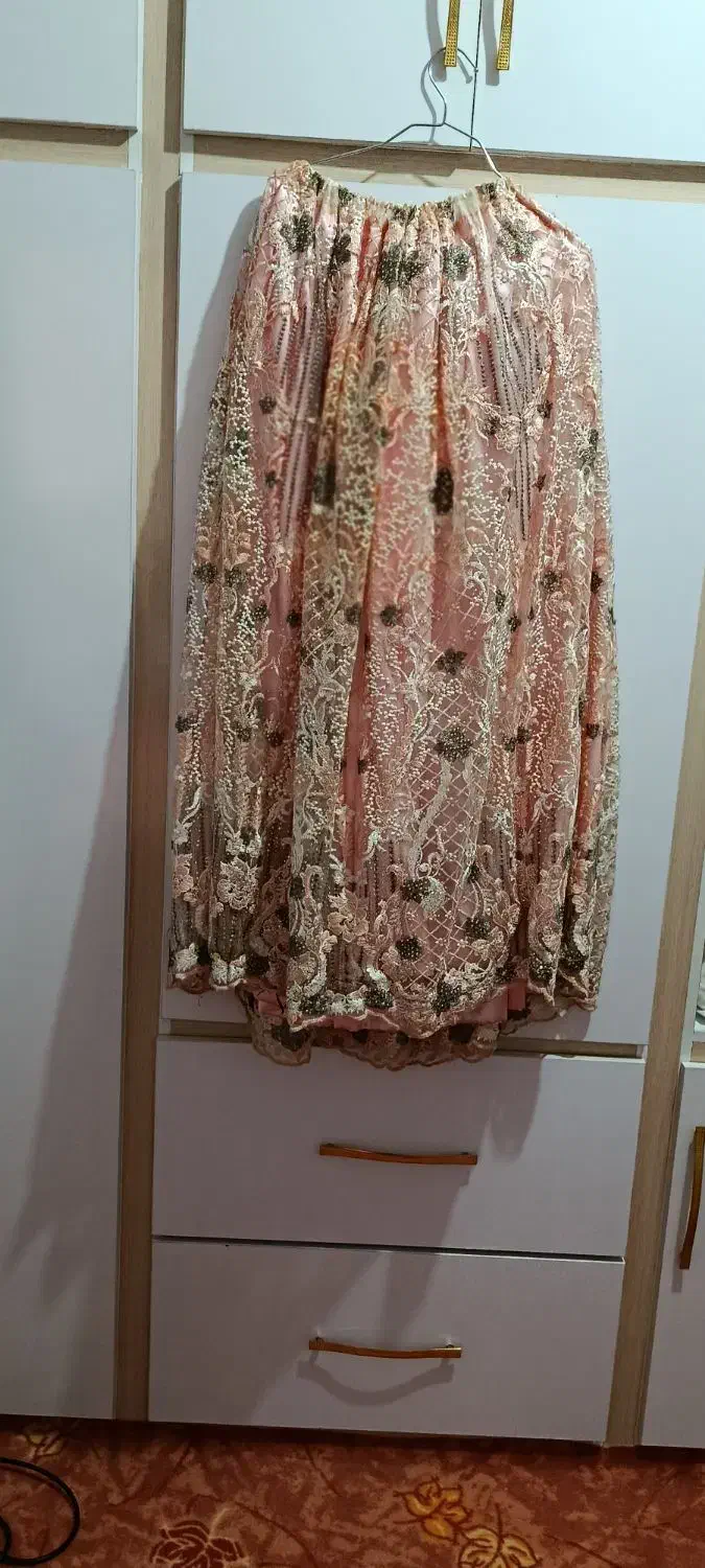 لباس|لباس|لردگان, |دیوار