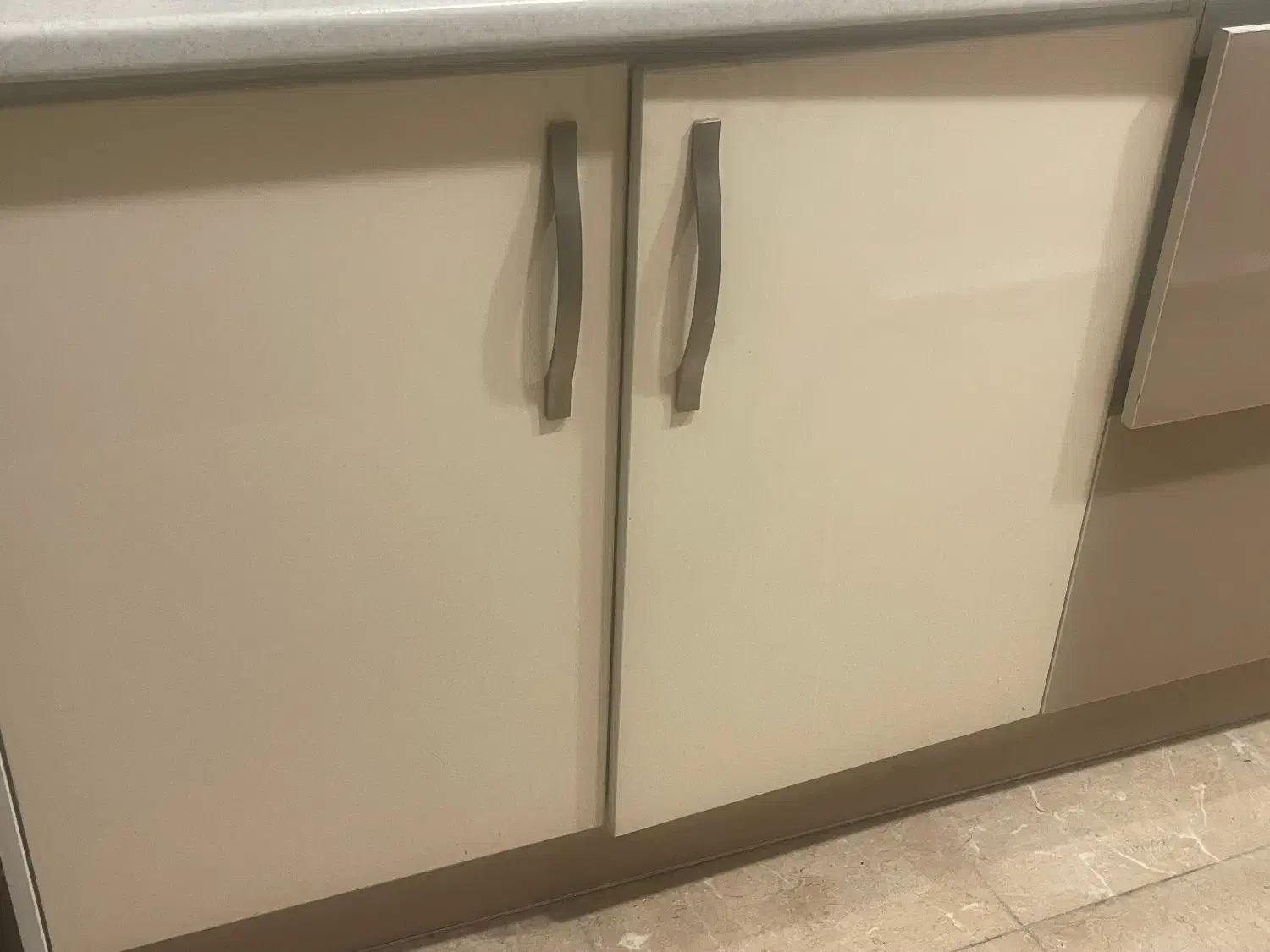 کابینت|مصالح و تجهیزات ساختمان|فشم, |دیوار