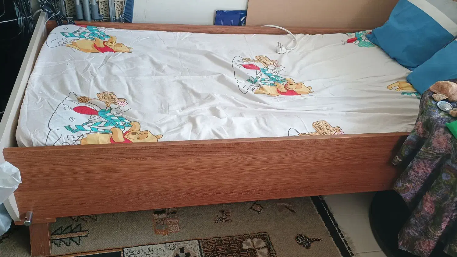 تخت یکنفره|تخت و صندلی بچه|رودهن, |دیوار