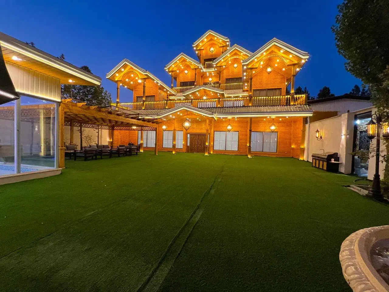 اجاره ویلا چوبی کردان شهرک افشاریه|اجارهٔ کوتاه‌مدت ویلا و باغ|هشتگرد, شهرک افشاریه|دیوار