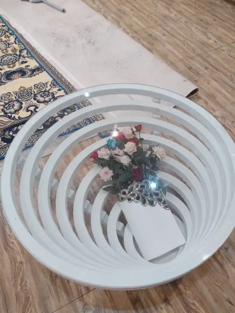 جلومبلی|مبلمان خانگی و میز عسلی|لولمان, |دیوار