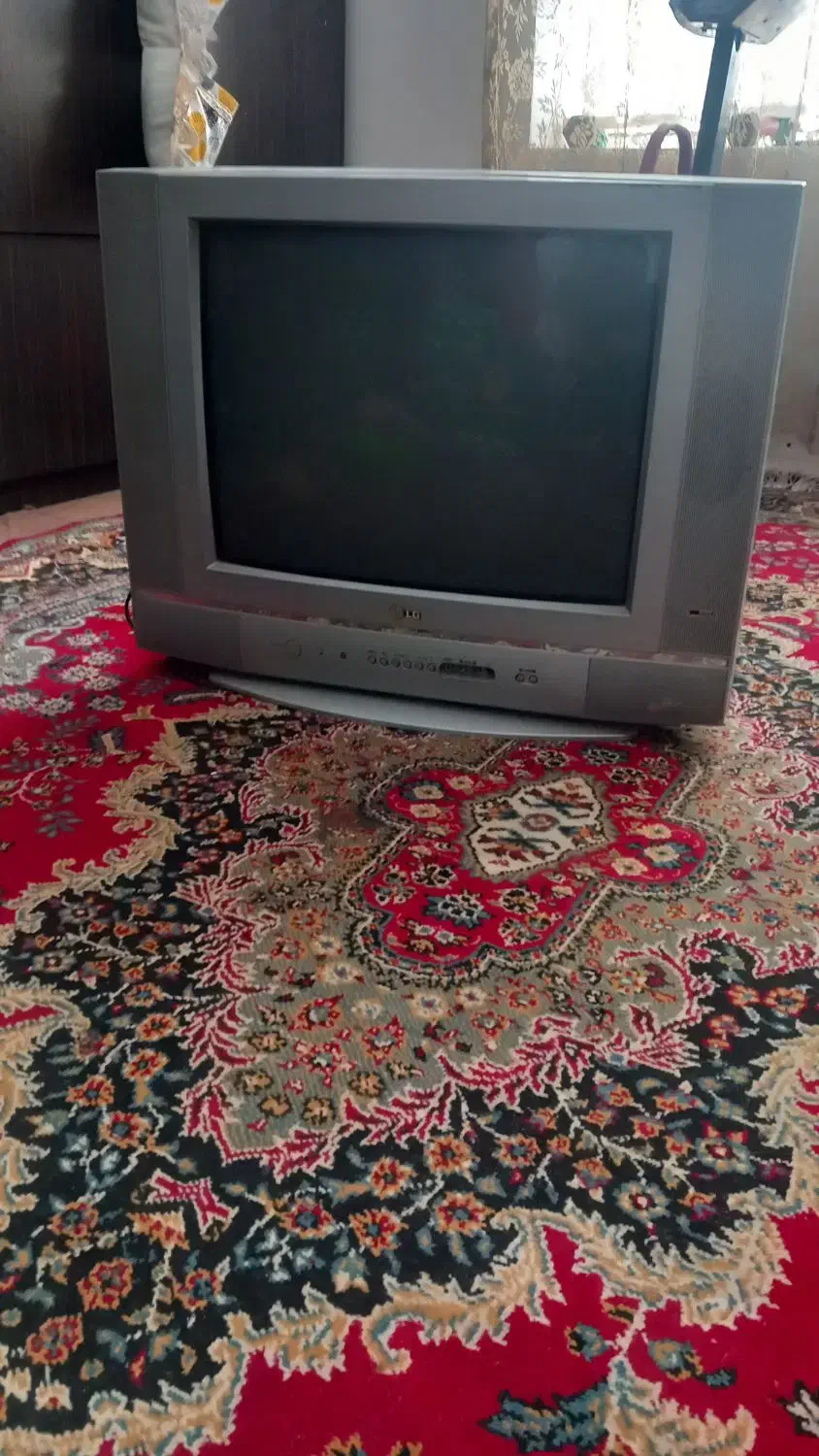 تلویزون درحد نو|تلویزیون و پروژکتور|تربت‌حیدریه, کلاته توکلی|دیوار