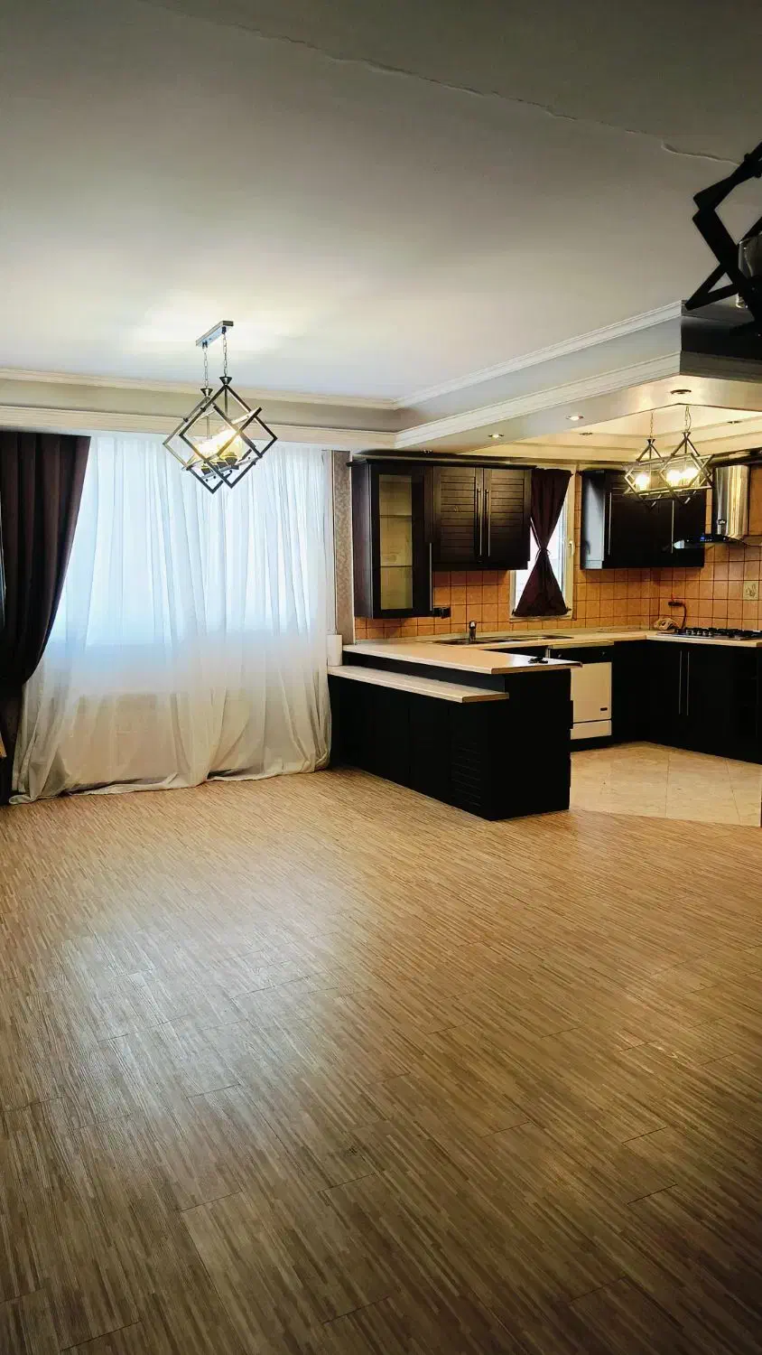 ولنجک 104 متر تک واحدی طبقه آخر