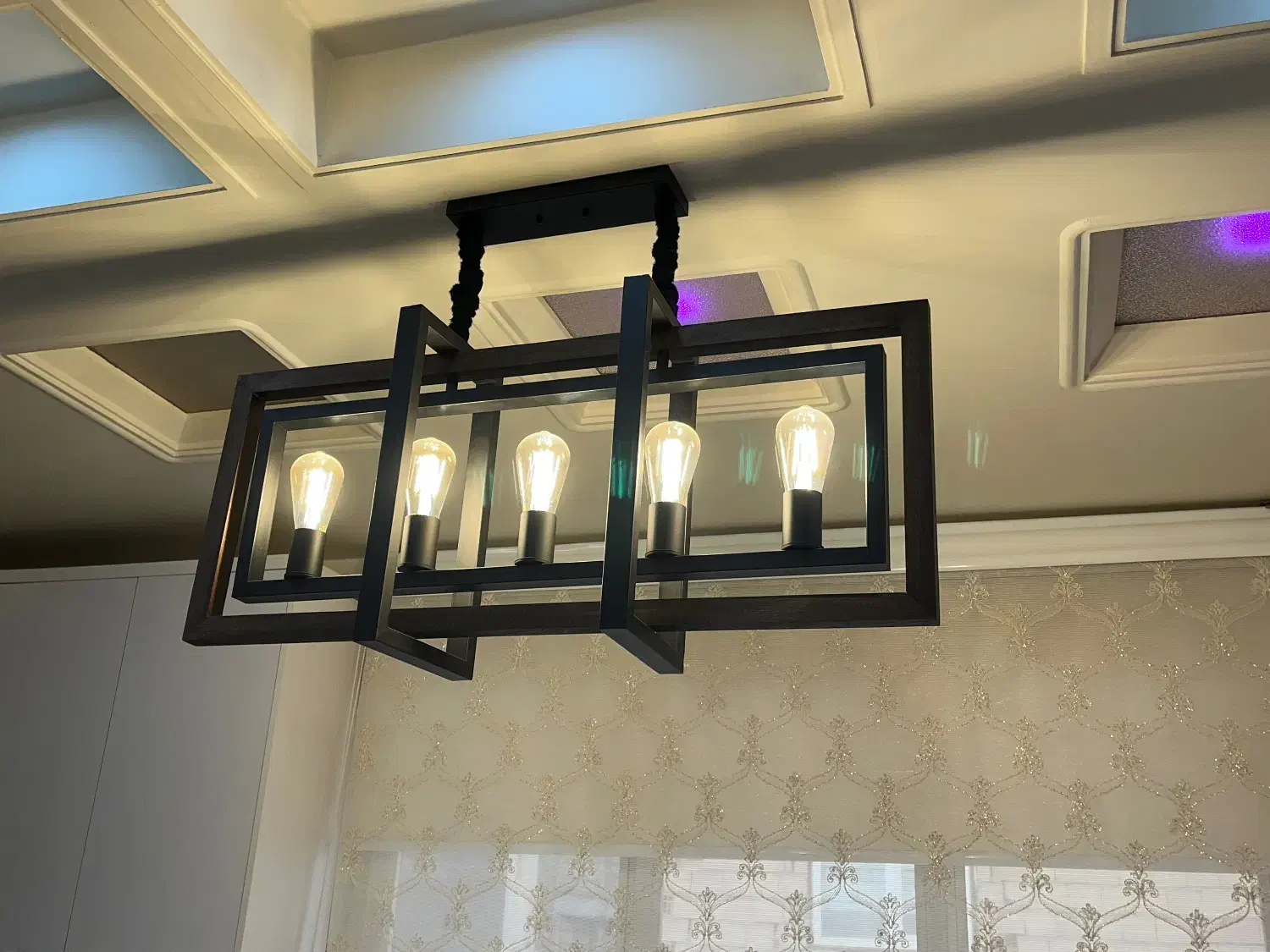 لوستر|لوستر و چراغ آویز|پاکدشت, پاکدشت (مامازند)|دیوار