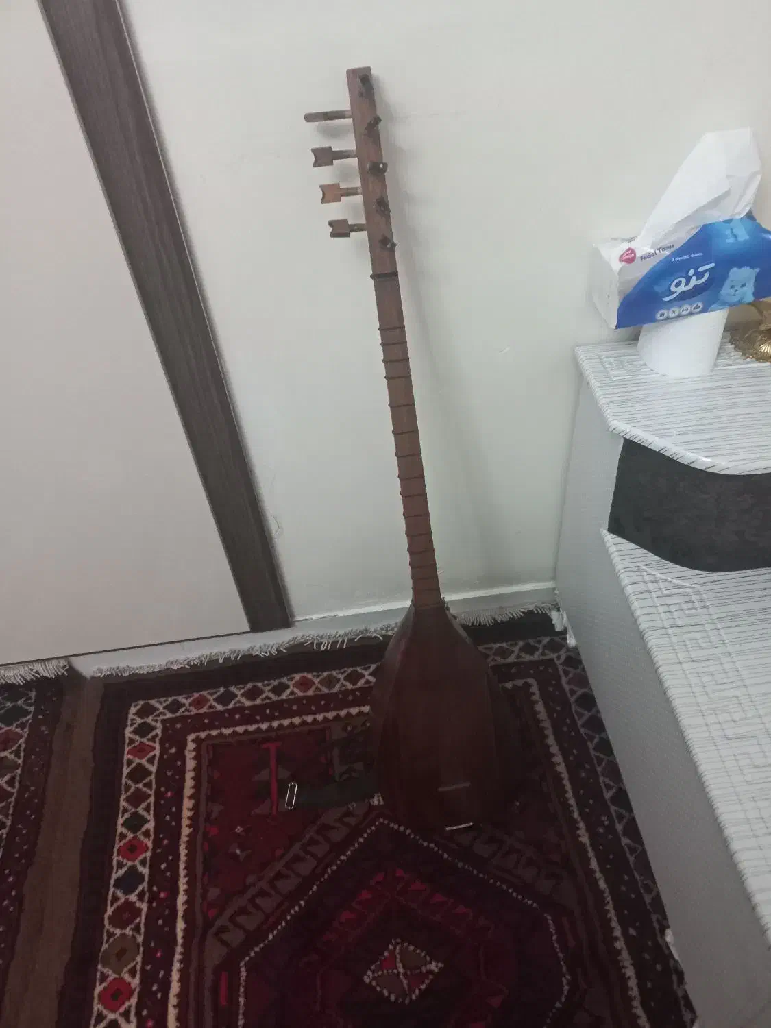 ساز قوپوز|سازهای سنتی|تبریز, |دیوار