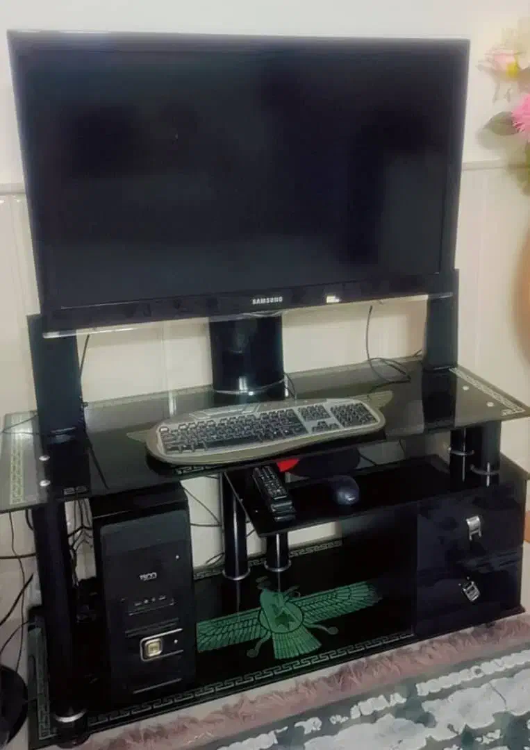 تلویزیون 42 اینج سامسونگ سالم|تلویزیون و پروژکتور|قم, شهرک امام حسن|دیوار