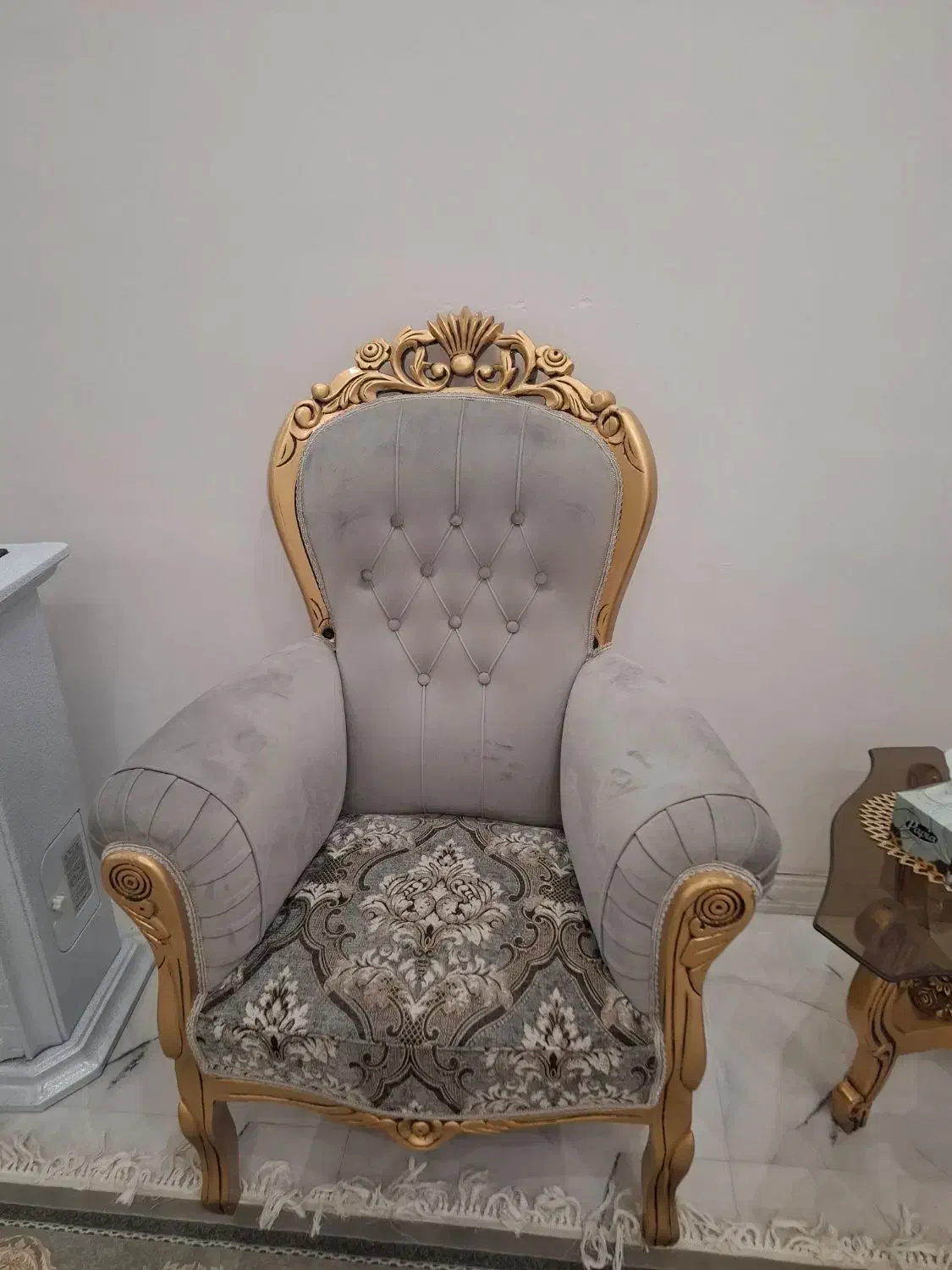 مبل سلطنتی در حد نو|مبلمان خانگی و میز عسلی|مهاجران, |دیوار