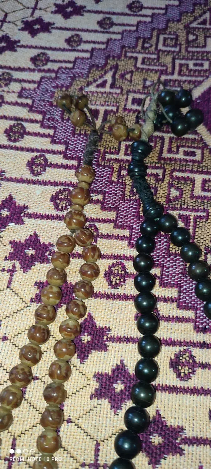 تسبیح هسته خرما|کلکسیون اشیاء عتیقه|گرگان, |دیوار