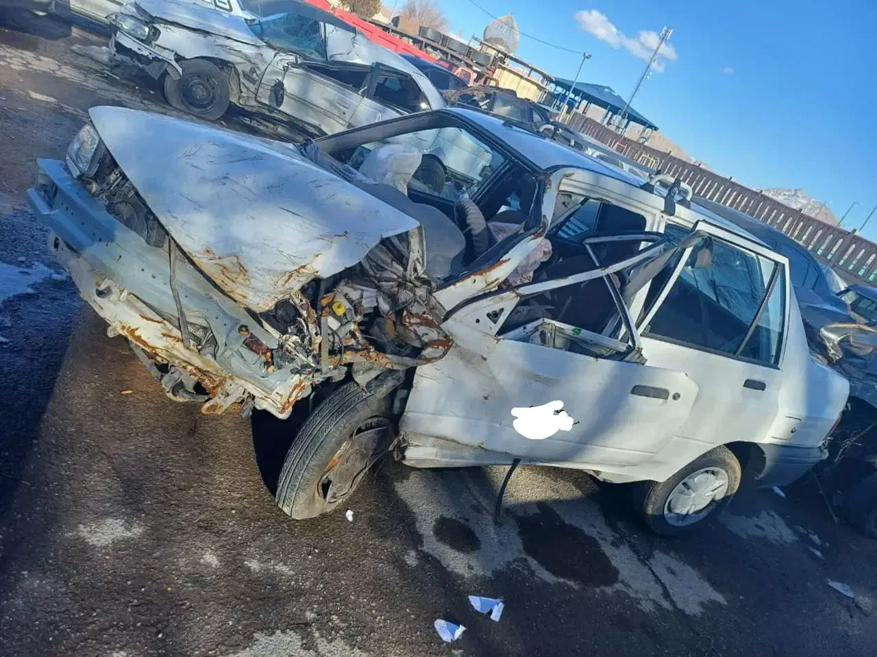 پراید تصادفی|خودرو سواری و وانت|شهرکرد, |دیوار