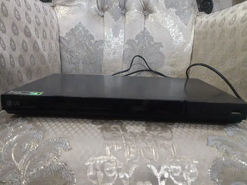 دی وی دی الجی|پخش‌کننده DVD و ویدیو|رباط‌کریم, رباط‌کریم|دیوار