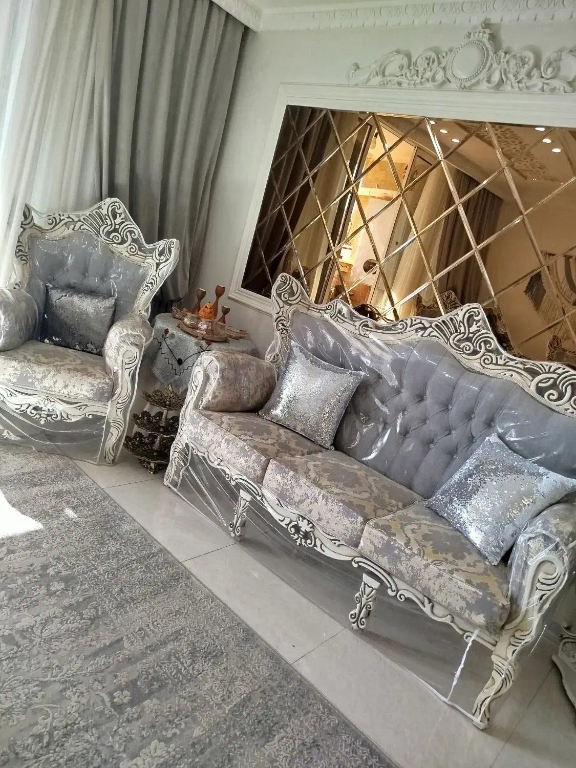 مبلمان سلطنتی|مبلمان خانگی و میز عسلی|شاهین‌شهر, طالقانی|دیوار