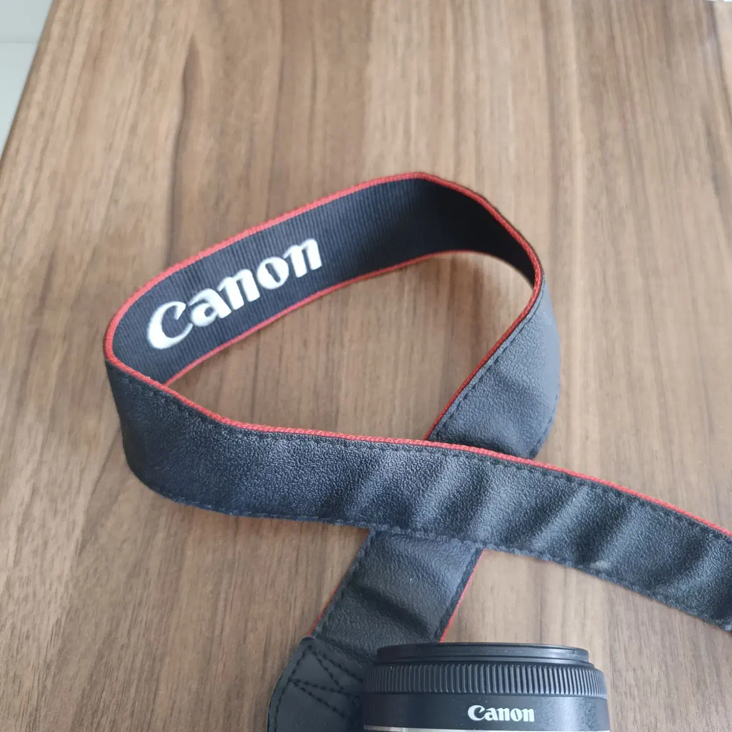 دوربین عکاسی Canon 700D|دوربین عکاسی و فیلم‌برداری|تهران, امیرآباد|دیوار