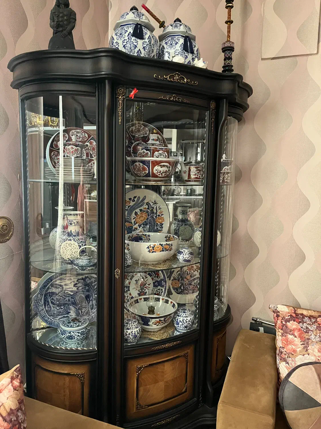 ویترین بوفه چوبی|بوفه، ویترین، کنسول|شیراز, کیان شهر|دیوار