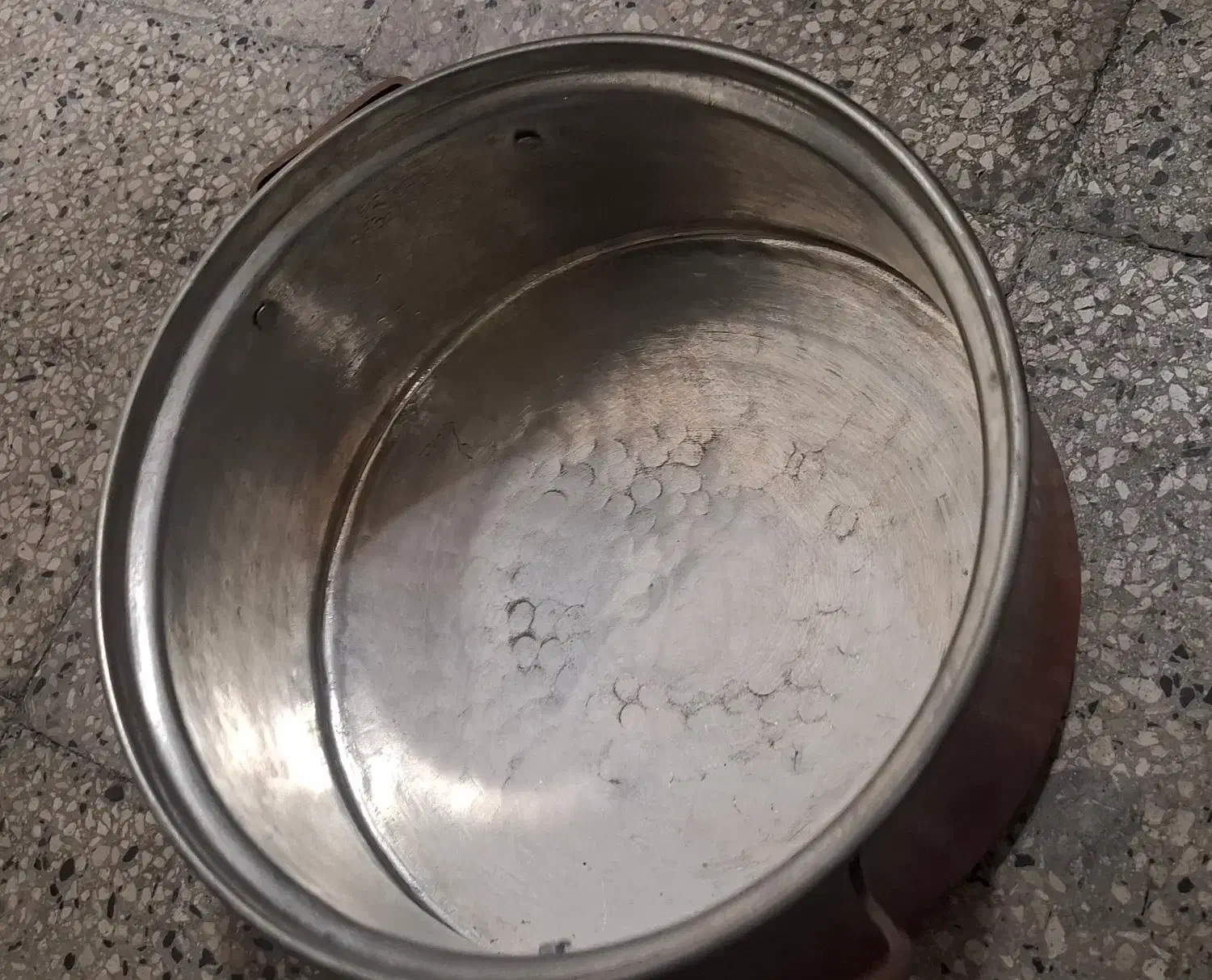 قابلمه مسی|ظروف پخت‌وپز|تهران, آسمان|دیوار