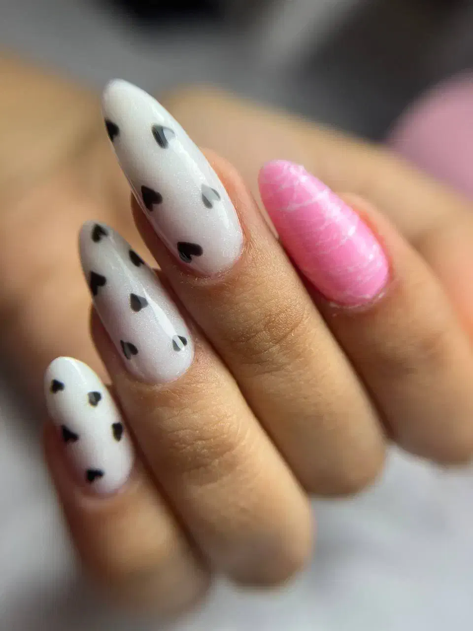 کاشت ناخن ، لمینیت ناخن ، ژلیش ناخن|خدمات آرایشگری و زیبایی|مشهد, رده|دیوار