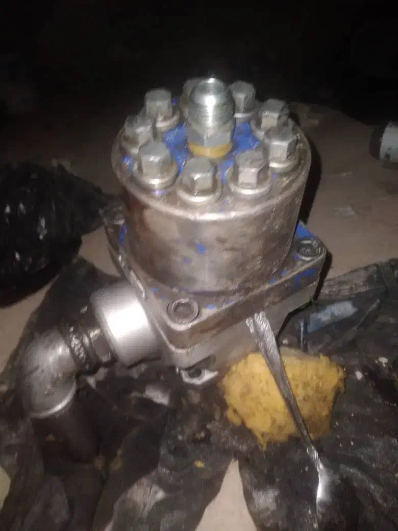 پمپ هیدرولیک برند کوز ماک ترکیه ۹ پیستون پا به نو|خودرو سنگین|آسمینون, |دیوار