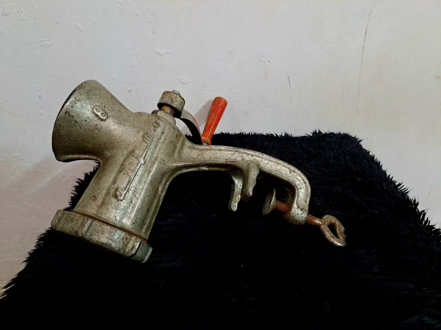 چرخ گوشت دستی|کلکسیون اشیاء عتیقه|مشهد, ابوذر|دیوار