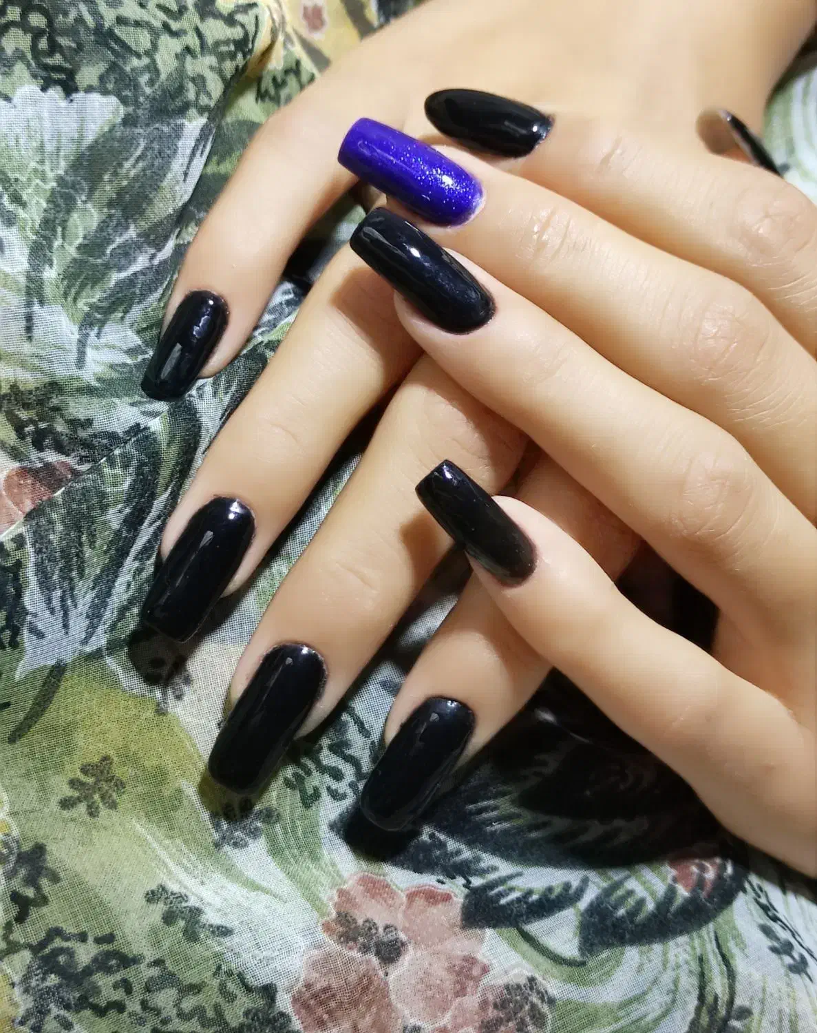 تخفیف ۵۰درصد کاشت ناخن|خدمات آرایشگری و زیبایی|فیروزآباد (فارس), |دیوار