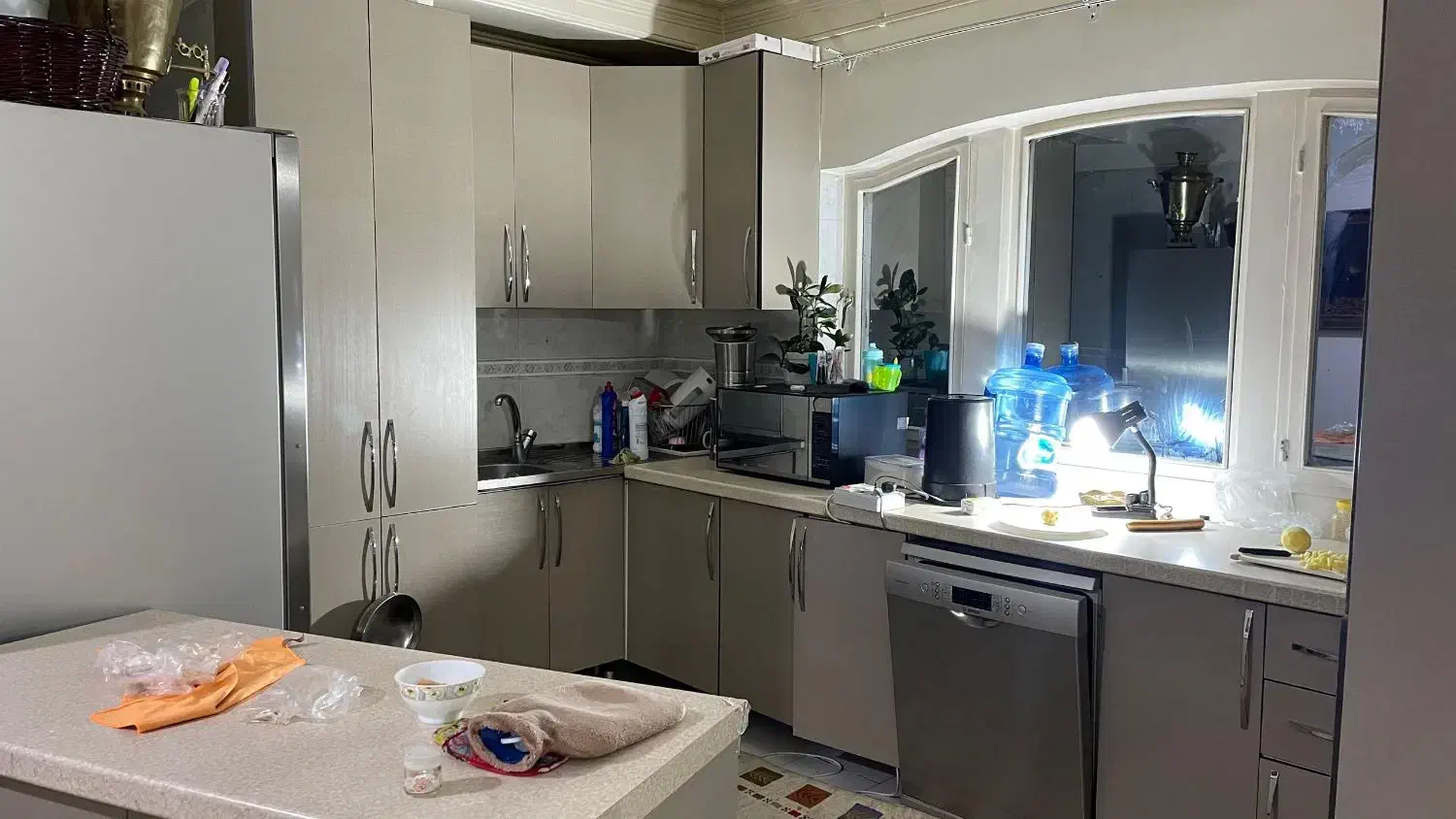 ۱۲۰متر،۲خواب،شهرک هما