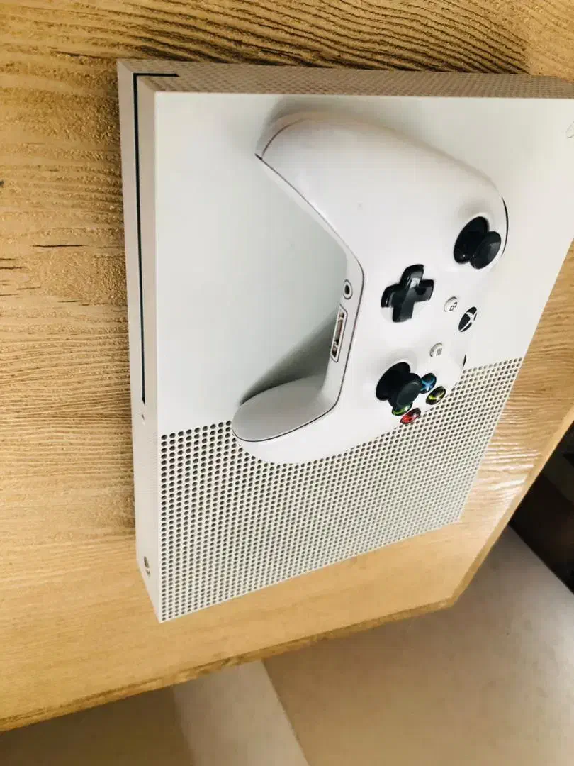 Xbox One S|کنسول، بازی ویدئویی و آنلاین|تهران, تهرانسر غربی|دیوار
