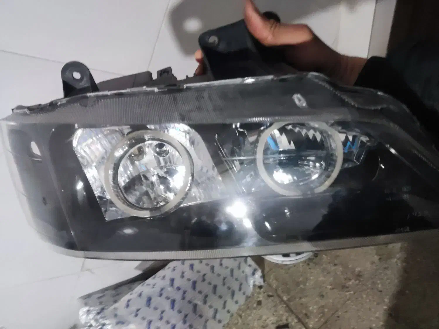 چراغ عقب جلو پارس|قطعات یدکی و لوازم جانبی|اصفهان, شاه پسند|دیوار