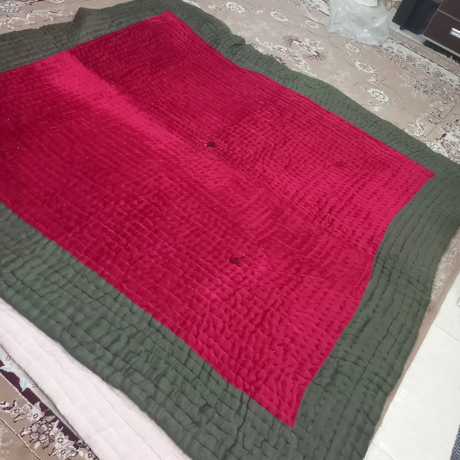 لحاف کرسی دوتا  بزرگ ابعاد ۲/۳۰ در ۲/۳۰|رختخواب، بالش، پتو|ورامین, خیر آباد|دیوار