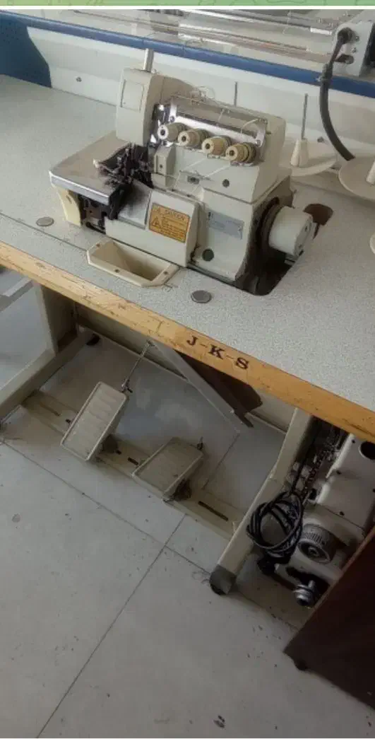 سردوز پنج نخ کاملا سالم زیاد کار نکرده|چرخ خیاطی و ریسندگی|خرمدره, |دیوار