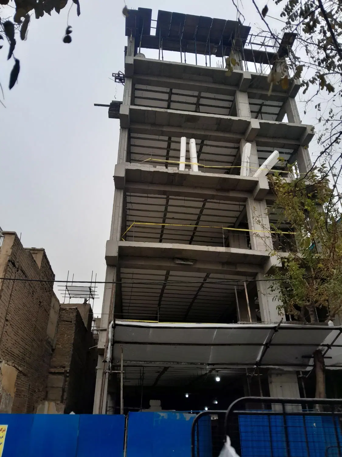 آرماتور بندی فنداسیون سقف زن|خدمات پیشه و مهارت|تهران, فرزانه|دیوار