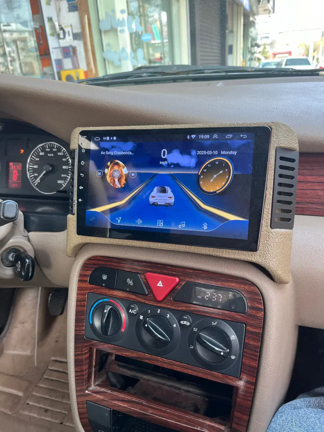 مانیتور تمامی خودروهای و آپشن ماشین های وارداتی|قطعات یدکی و لوازم جانبی|رشت, گلباغ نماز|دیوار