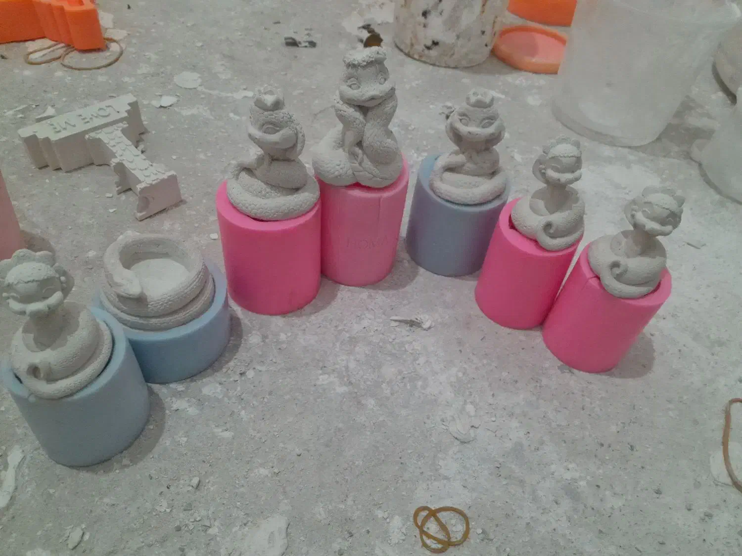 فروش تعدادی قالب سیلیکونی|صنایع دستی و سایر لوازم تزئینی|نطنز, |دیوار