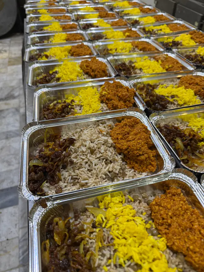 اشپز/کمک آشپز حرفه ایی/تخته کار/منقل کار|استخدام خدمات فروشگاه و رستوران|تهران, خاک سفید|دیوار