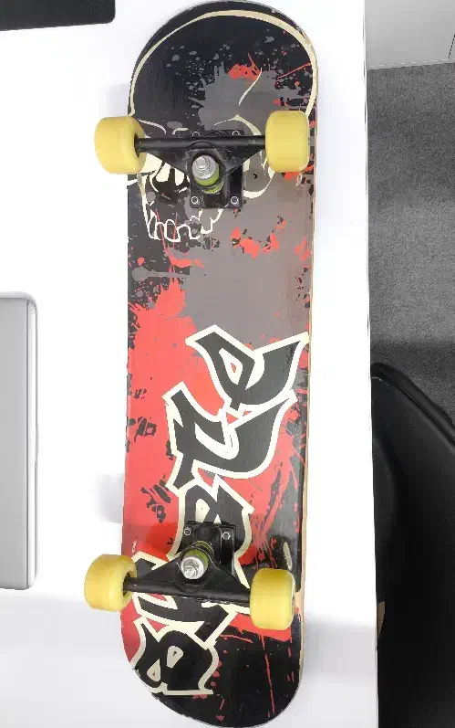 اسکیتبرد اسکیت برد|دوچرخه، اسکیت، اسکوتر|قنوات, |دیوار