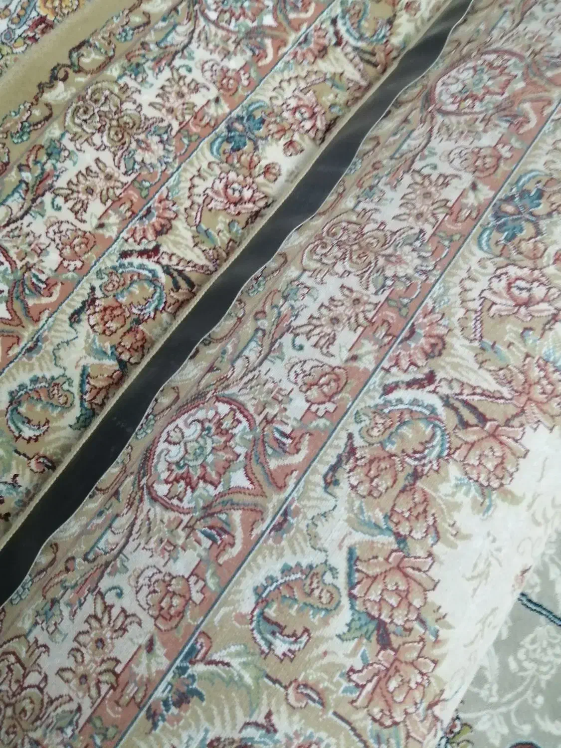 دو عدد فرش کناره 1000 شانه تمام اکرونیک|فرش|ارومیه, |دیوار