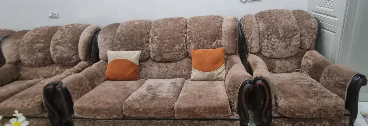 مبل راحتی چوب اصل گردو|مبلمان خانگی و میز عسلی|قم, تولید دارو و یخچال|دیوار