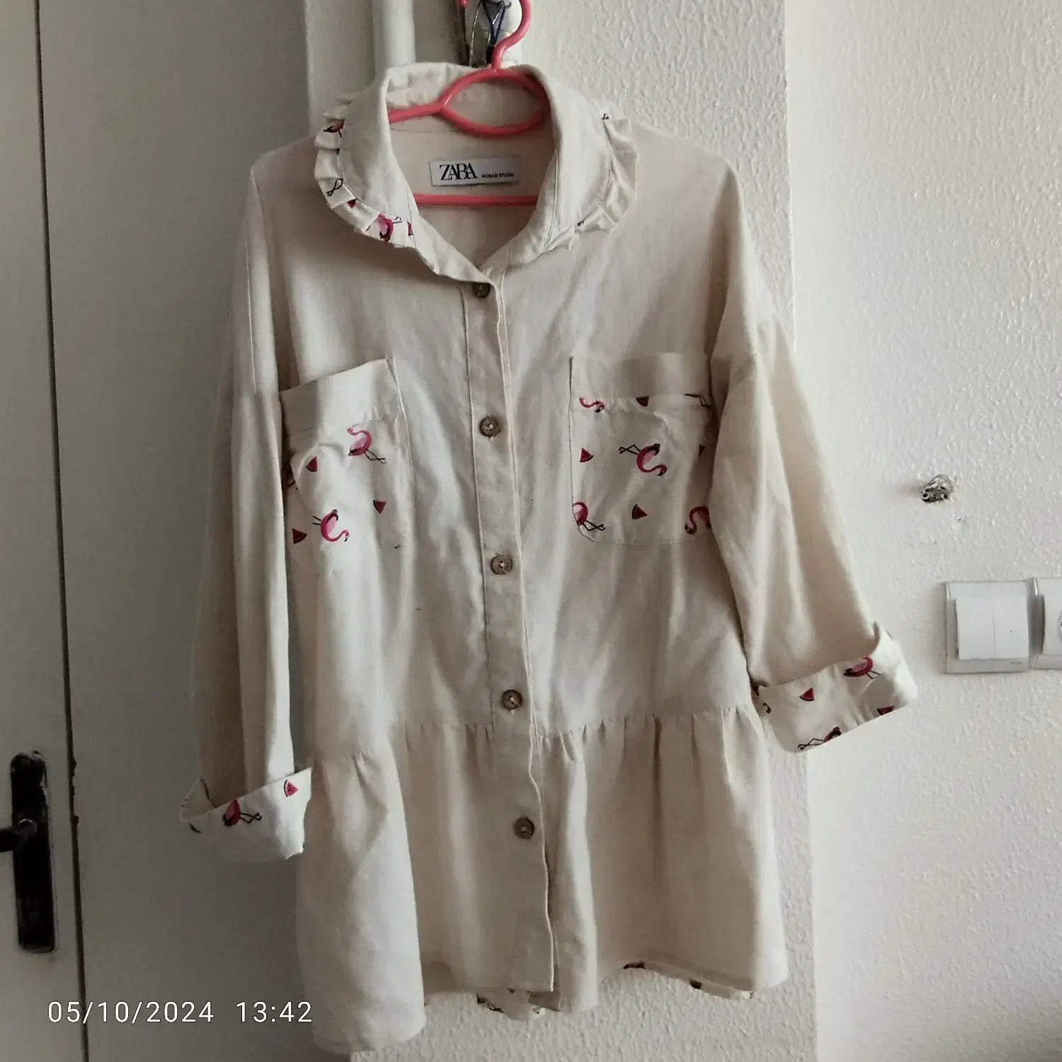 تعدادی مانتو شیک وبروز در حد نوسایز های مختلف|لباس|شاهین‌شهر, شهرک گلدیس|دیوار