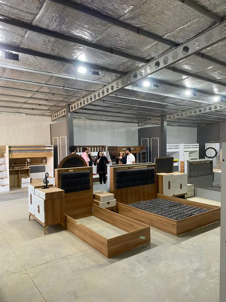 استخدام ام دی اف کار برای تولید تخت|استخدام صنعتی، فنی، مهندسی|حبیب آباد, |دیوار