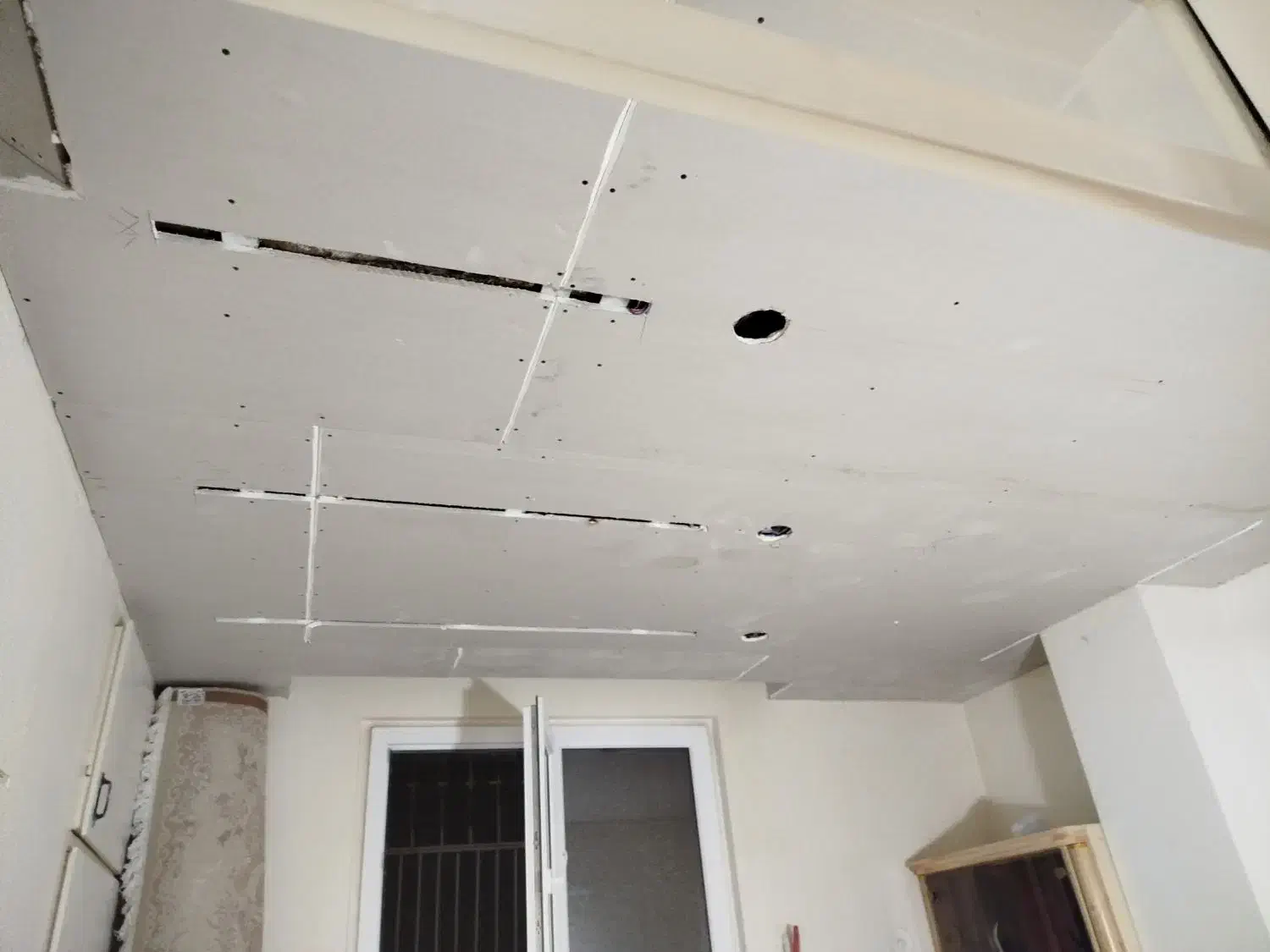 اجرای سقف کاذب نور مخفی سقف معلق دیوار جدا کنند|خدمات پیشه و مهارت|کرج, گوهردشت|دیوار