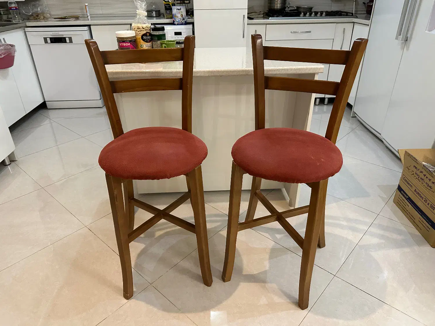 صندلی جزیره|میز و صندلی غذاخوری|اراک, |دیوار