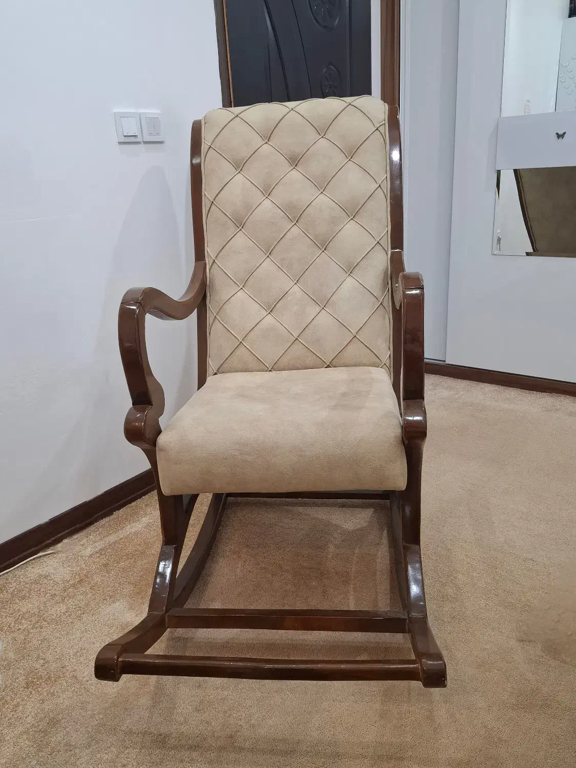 صندلی راک|مبلمان خانگی و میز عسلی|ساری, |دیوار