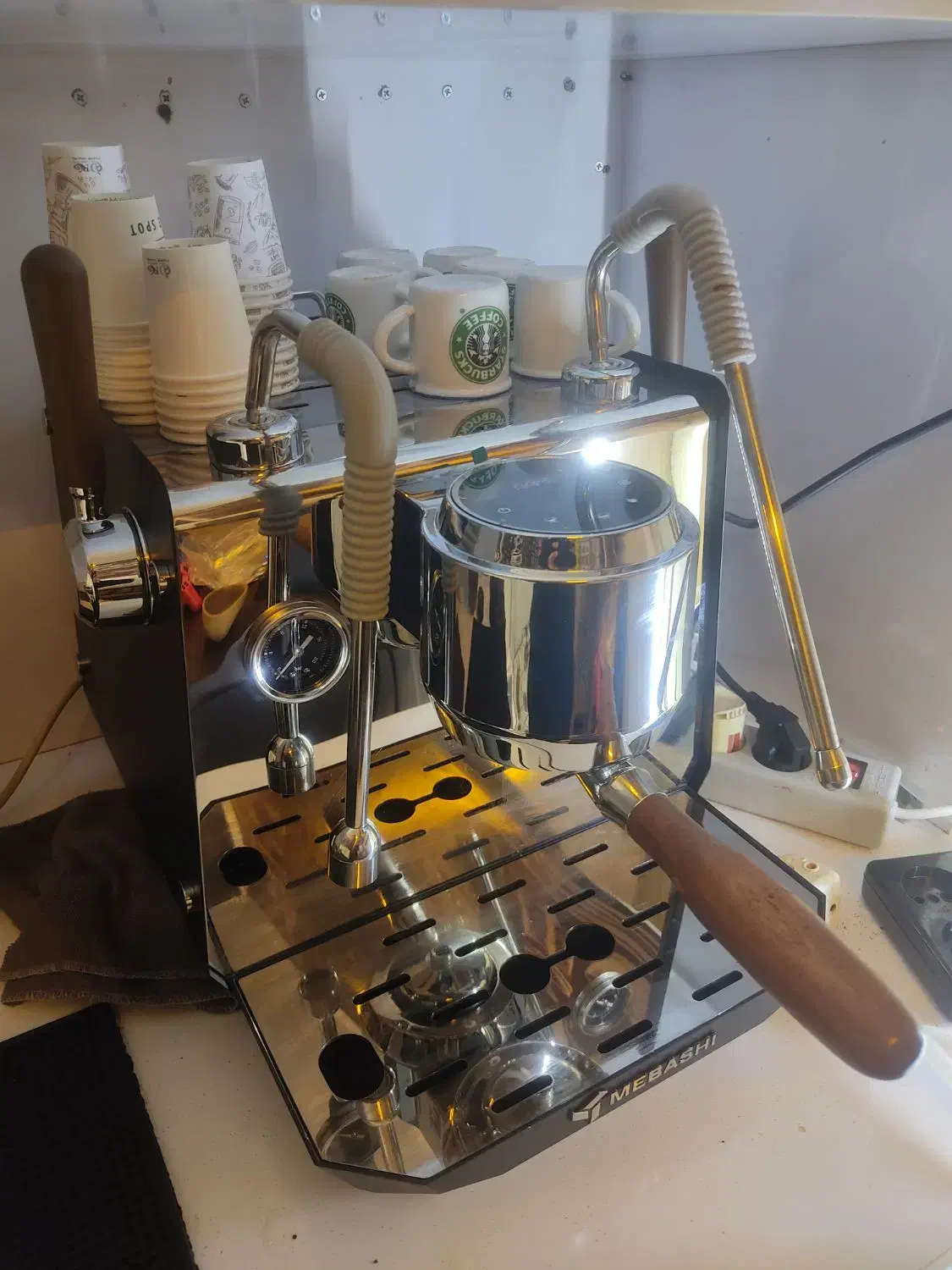 اسپرسو ساز 2068غول مباشی 3550وات قدرت|سماور، چایساز، قهوهساز|اراک, |دیوار