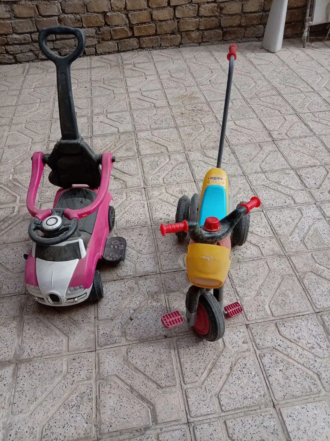 ماشین کالسکه و سه چرخه و موتور و تاب|اسباببازی بچه|چناران, |دیوار