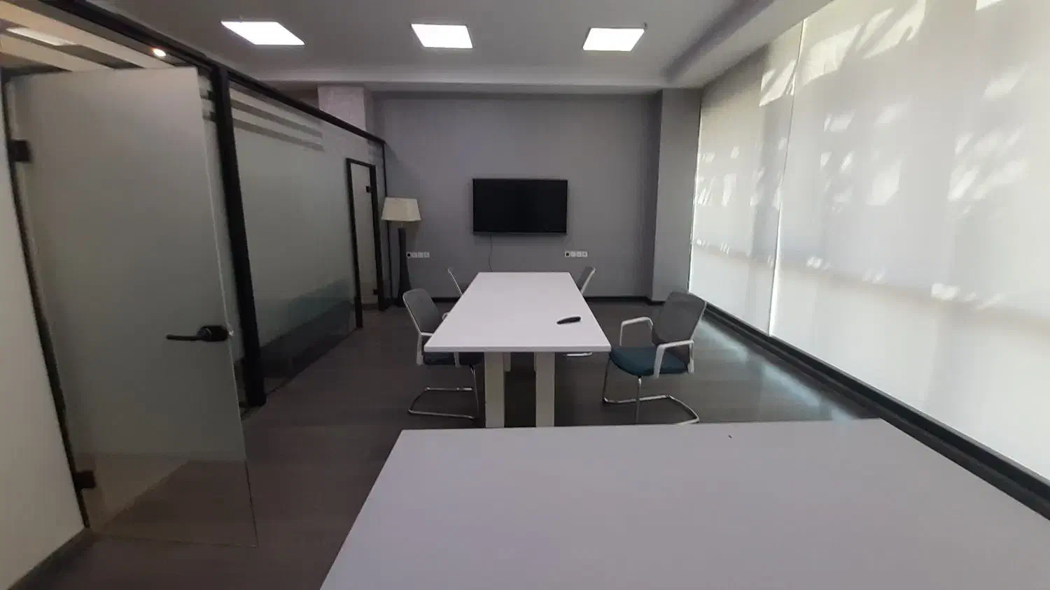 فروش ۵۷ متر سند اداری نوساز اکاداسنتر دریاچه چیتگر|فروش دفتر کار، اتاق اداری، مطب|تهران, دریاچه شهدای خلیج فارس|دیوار