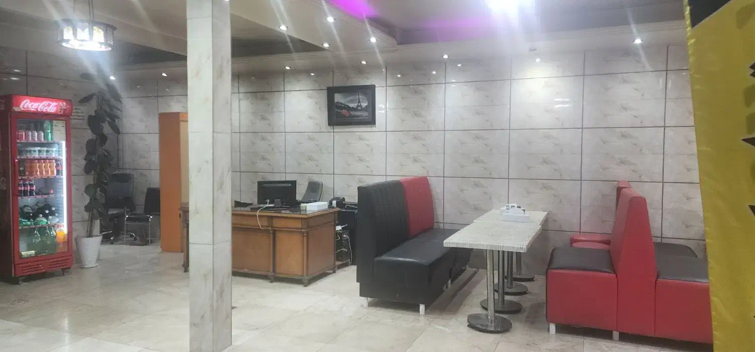 صندوق دار و حسابدار رستوران|استخدام خدمات فروشگاه و رستوران|تهران, اتحاد|دیوار