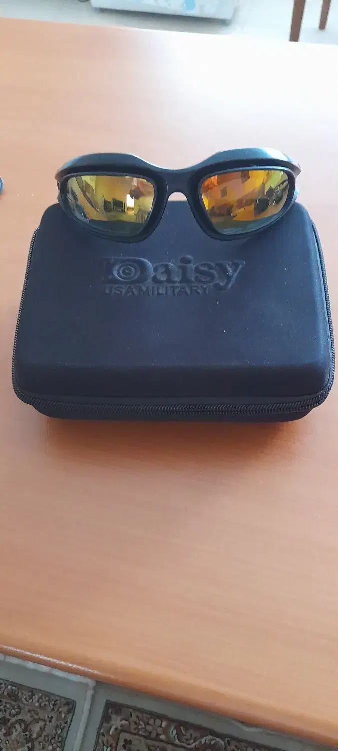 عینک کوهنوردی دارای آمریکایی|کوهنوردی و کمپینگ|بیجار, |دیوار