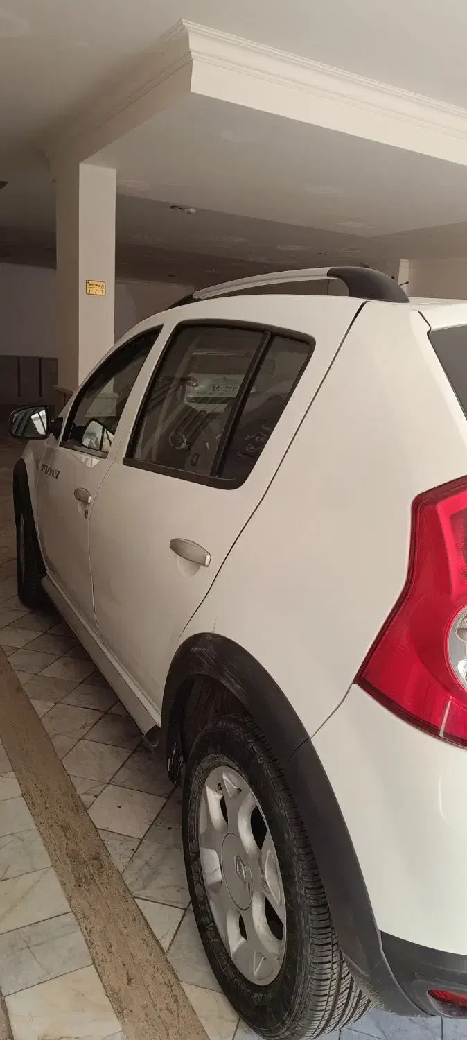 ساندرو|خودرو سواری و وانت|مشهد, ده دی|دیوار